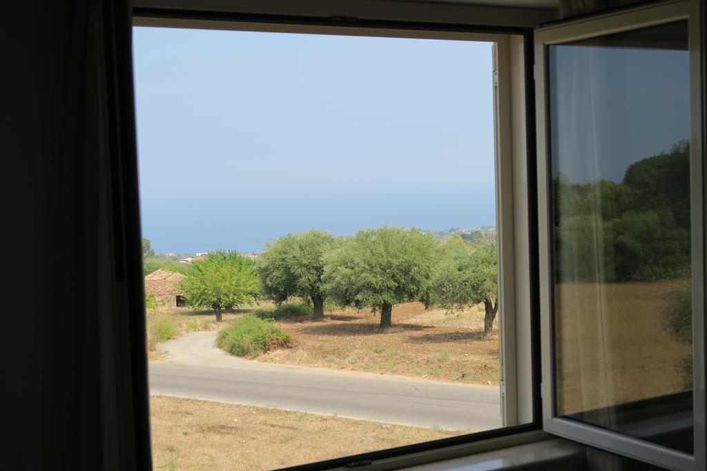 Gullo Capo Vaticano Ricadi Habitación foto